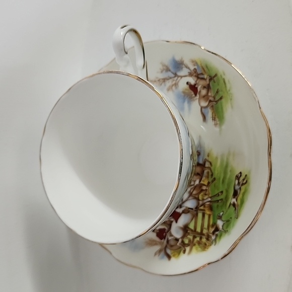 JACKSON & GOSLING GROSVENOR TEACUP AND SAUCER, HUNTING SCENE - Picture 7 of 9
